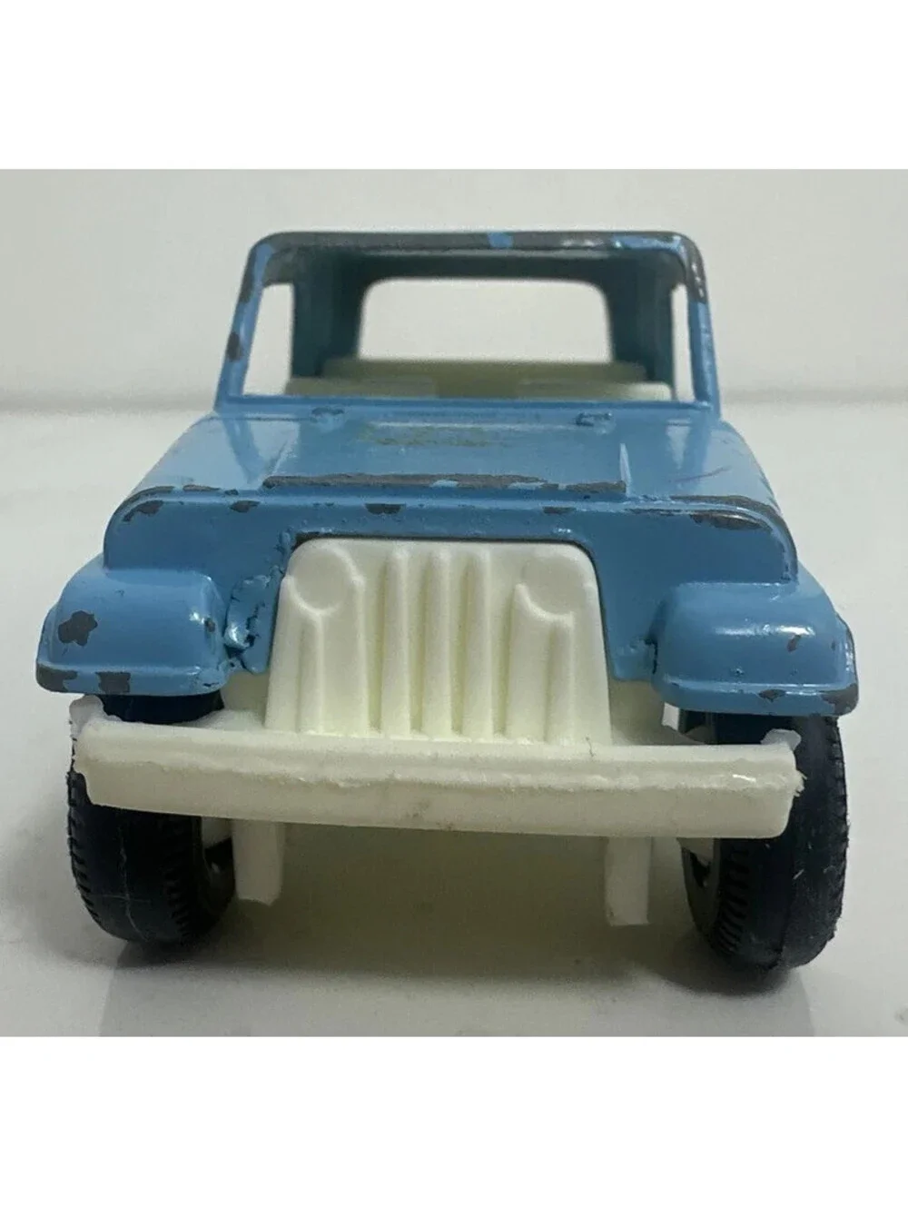 Vintage 1970 Tootsietoy Jumpin Jeeper Jeepster Commando Diecast Blue USA
